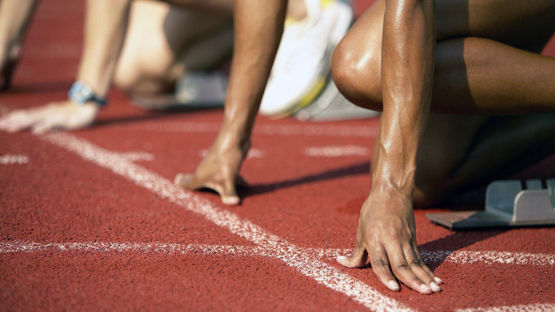 中国女重剑队问鼎2019布达佩斯世锦赛 团体决赛逆转取胜