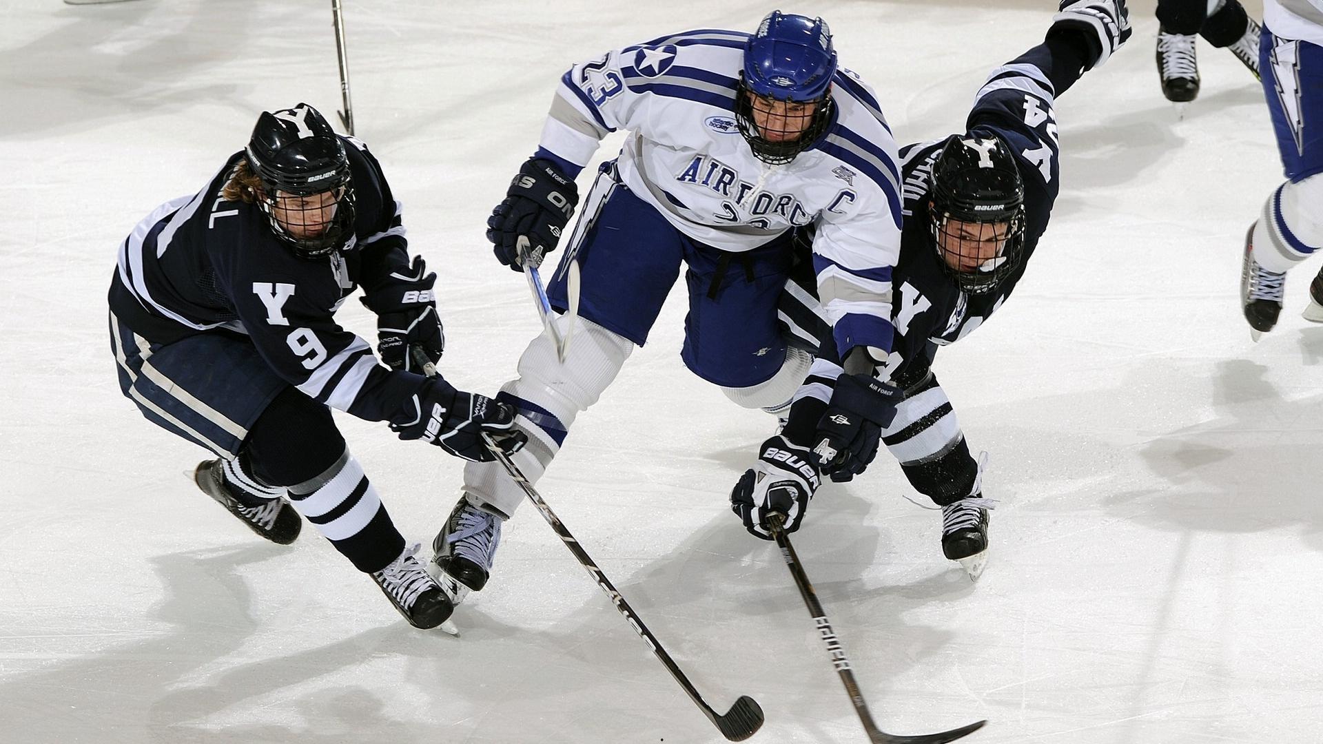 丹尼-格林，詹姆斯的身体状态逐渐提升，步伐也更有活力了
